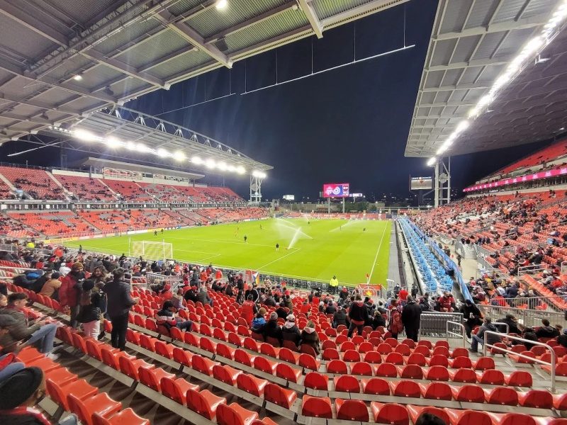 Sân Azteca trở thành biểu tượng vĩ đại khi là sân vận động đầu tiên trong lịch sử đăng cai trận khai mạc của 3 kỳ World Cup khác nhau.