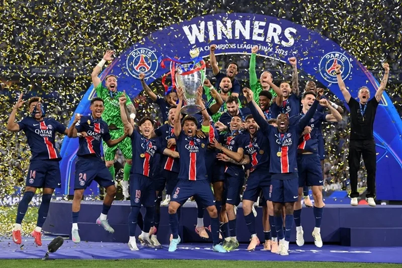 PSG – Gã khổng lồ của bóng đá Pháp.